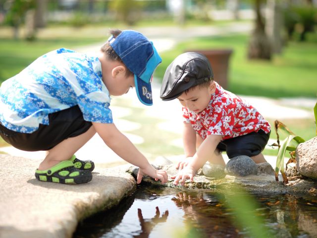 夏休みは退屈の方が良い?子どもにとって「暇」から得るメリットは大きい? 子育て